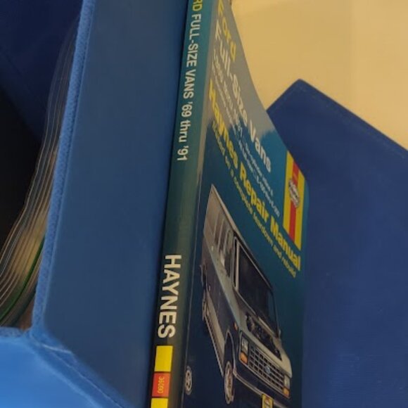 HAYNES 1969 THRU 1991FORD HAYNES REPAIR MANUAL IN VERY GOOD CONDITION - Picture 2 of 8